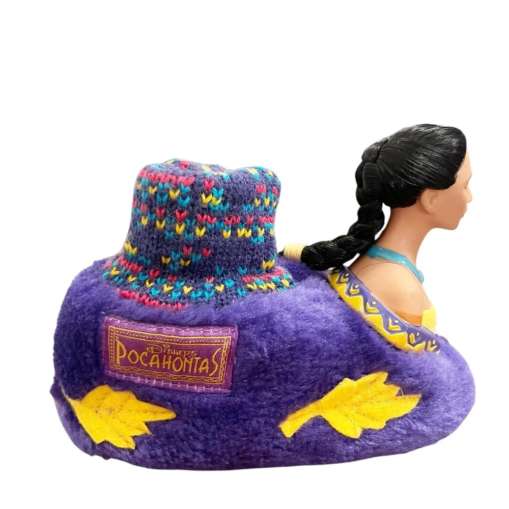 Vintage Disney 90s Pochahontas Purple‎ Fuzzy Slippers Child’s Size 5/6